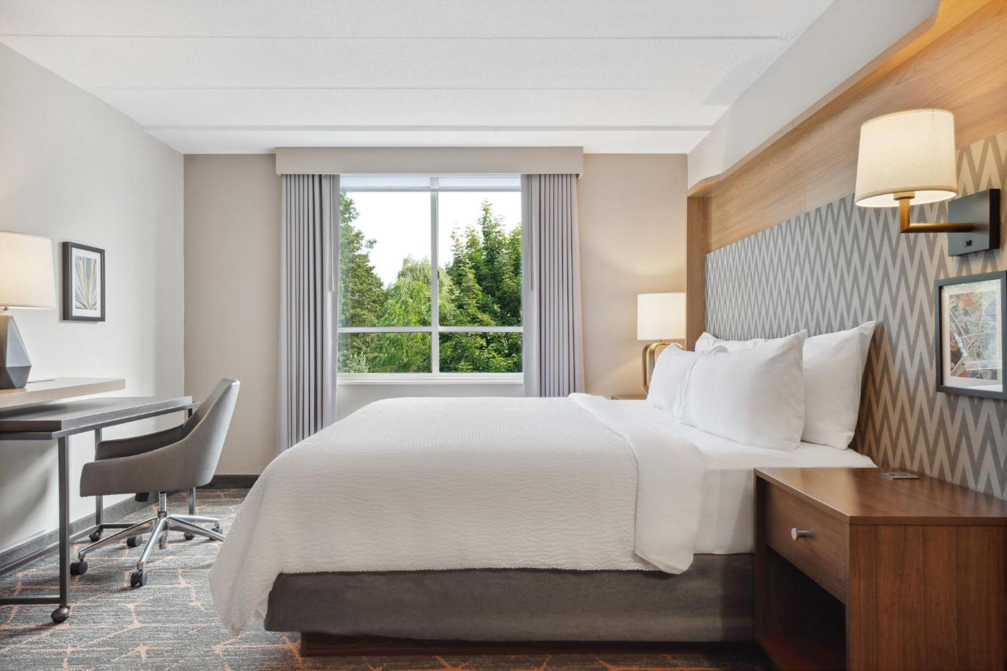 Holiday Inn Portsmouth By Ihg Exterior foto