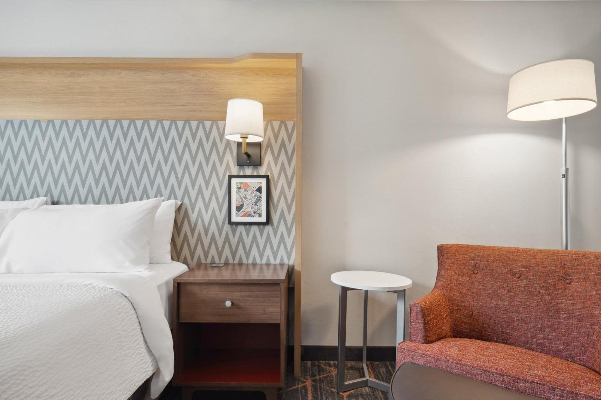 Holiday Inn Portsmouth By Ihg Exterior foto